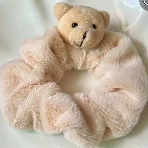 4 Soft Animal Scrunchies New - Picture 2 of 5